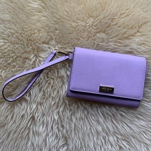 • Kate Spade New York Newbury Lane Travor Wallet •